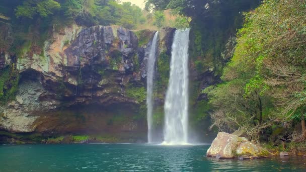 Cheonjiyeon falls, Jeju Island, South Korea — Stock Video