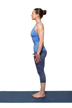 Hatha Yoga yapan kadın Tadasana