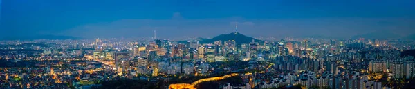 Seoul skyline på natten, Sydkorea. — Stockfoto