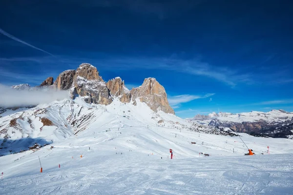 Estación de esquí en Dolomites, Italia — Foto de Stock