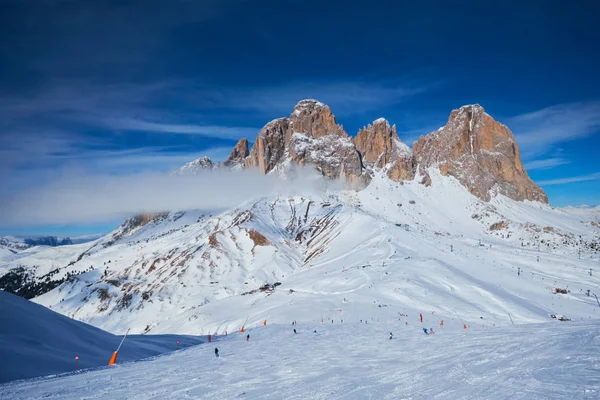 Estación de esquí en Dolomites, Italia — Foto de Stock