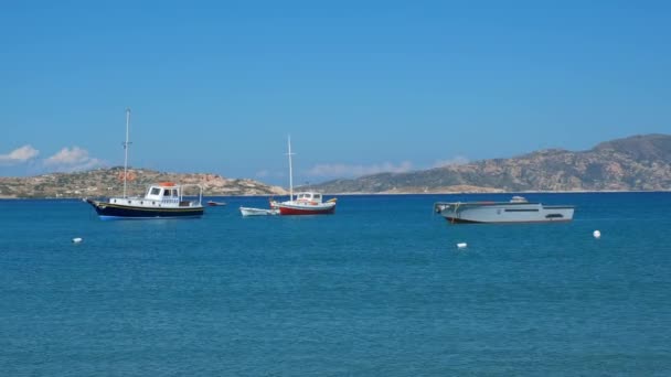Der Strand von Firapotamos in Milos, Griechenland — Stockvideo