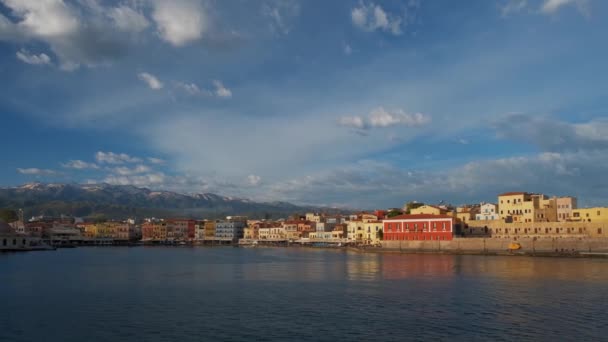Pintoresco puerto antiguo de Chania, isla de Creta. Países Bajos — Vídeo de stock