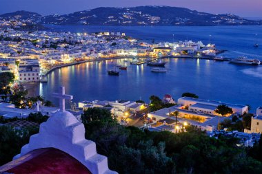Tekneleri, Cyclades adaları ve Yunanistan 'daki Mykonos Adası limanı