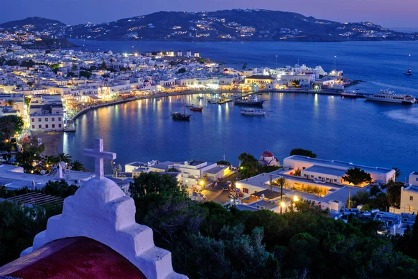 Tekneleri, Cyclades adaları ve Yunanistan 'daki Mykonos Adası limanı