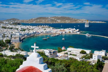 Tekneleri, Cyclades adaları ve Yunanistan 'daki Mykonos Adası limanı
