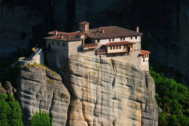 Yunanistan 'da Meteora' daki Rousanou Manastırı