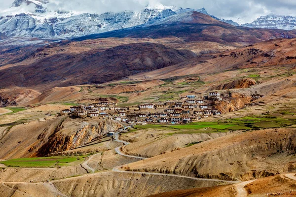 Kibber Village vysoko v Himalájích. Spiti Valley, Himachal Pradesh, Indie — Stock fotografie