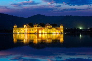 Jal Mahal Su Sarayı. Jaipur, Rajasthan, Hindistan