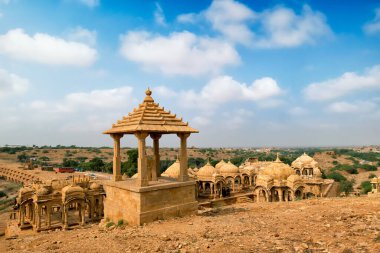 Bada Bagh, Hindu türbesi anıtmezarı. Jaisalmer, Rajasthan, Hindistan