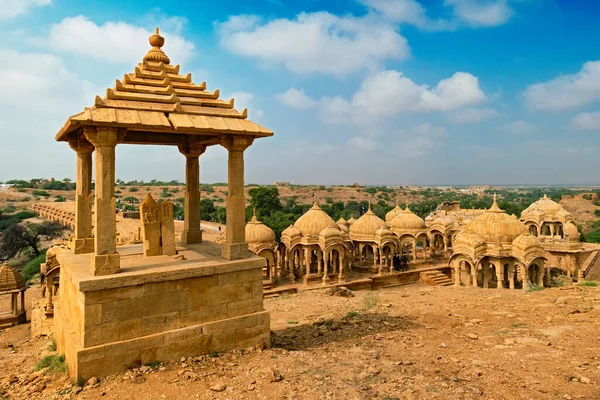 Bada Bagh κενοτάφια ινδουιστικό μαυσωλείο τύμβων. Jaisalmer, Rajasthan, Ινδία — Φωτογραφία Αρχείου