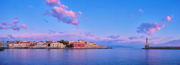 Malowniczy stary port w Chanii, Kreta wyspa. Grecja — Zdjęcie stockowe