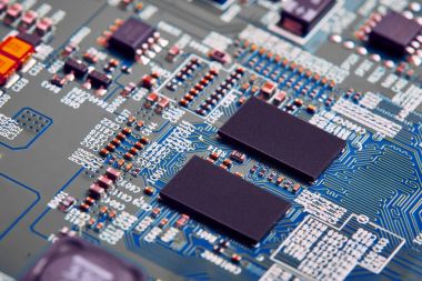 Elektronik devre kartı kapanıyor.