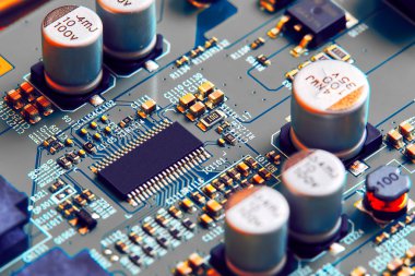 Elektronik devre kartı kapanıyor.