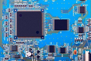 Elektronik devre kartı kapanıyor.