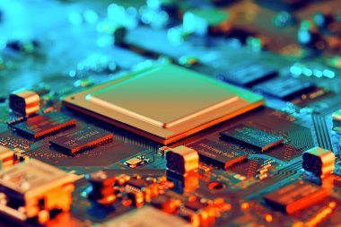 Elektronik devre kartı kapanıyor.