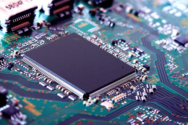 Placa Circuito Electrónico Con Componentes Electrónicos Como Chips Primer Plano — Foto de Stock