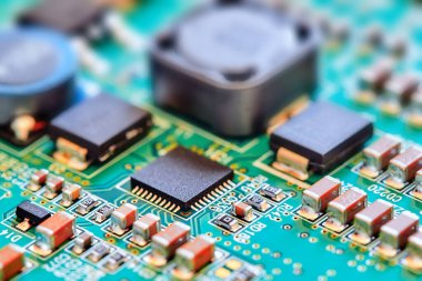 Elektronik devre kartı kapanıyor.