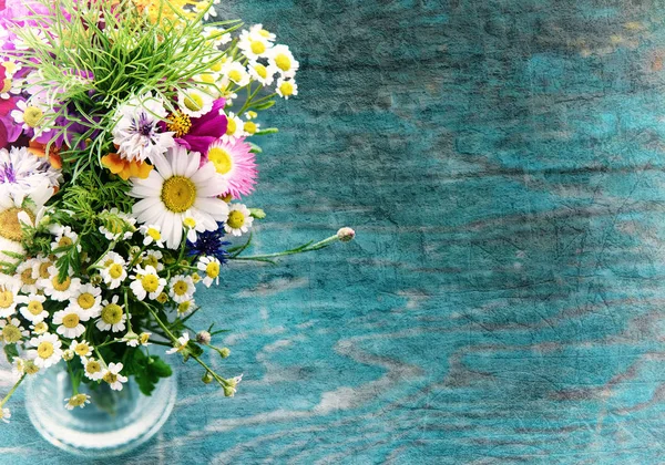 Sommerblumen-Attrappe — Stockfoto