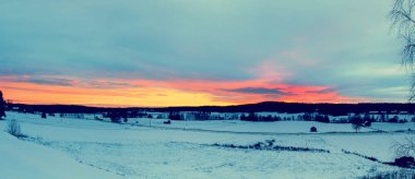 Kış günbatımı manzarası
