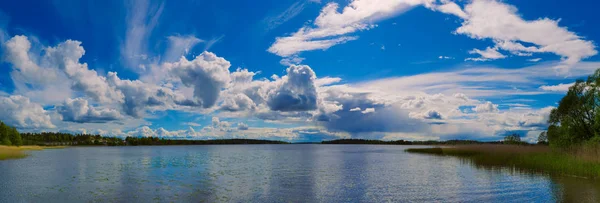 İskandinav yaz göl — Stok fotoğraf