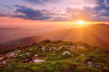 İnanılmaz dağ manzarası.