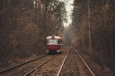 Klasik kırmızı tramvay