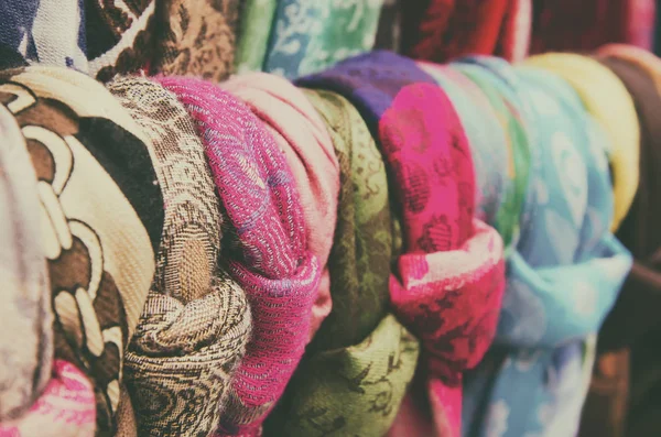 Eşarp ve shawles — Stok fotoğraf