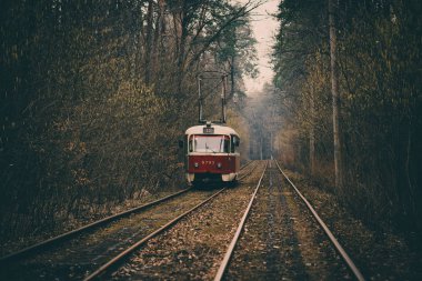 Klasik kırmızı tramvay