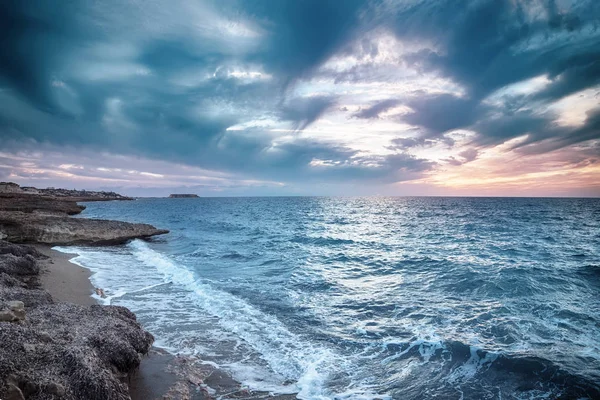 Pôr do sol no mar — Fotografia de Stock