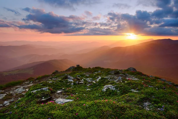 Verbazingwekkend berglandschap — Stockfoto