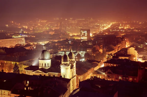 Crepúsculo em Lviv — Fotografia de Stock