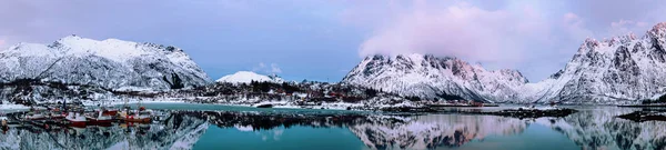 Inverno lago Noruega — Fotografia de Stock