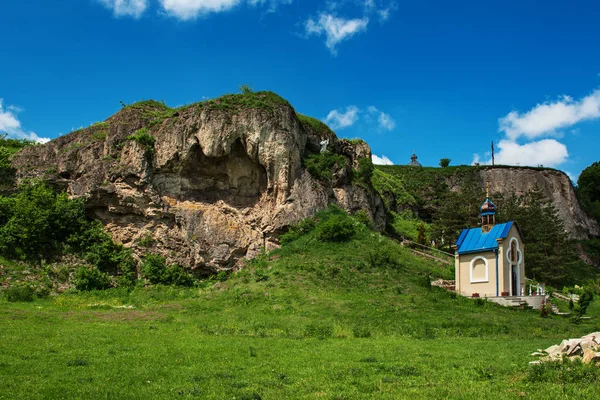Templo da caverna de Rukomysh — Fotografia de Stock
