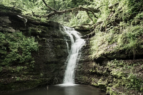 High mountain waterfall — Stock Photo, Image