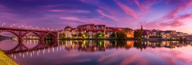 Sunrise at Maribor clipart