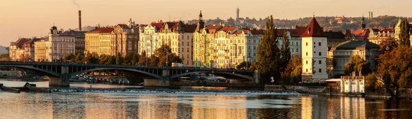 Praga al amanecer — Foto de Stock