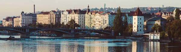 Prag bei Sonnenaufgang — Stockfoto