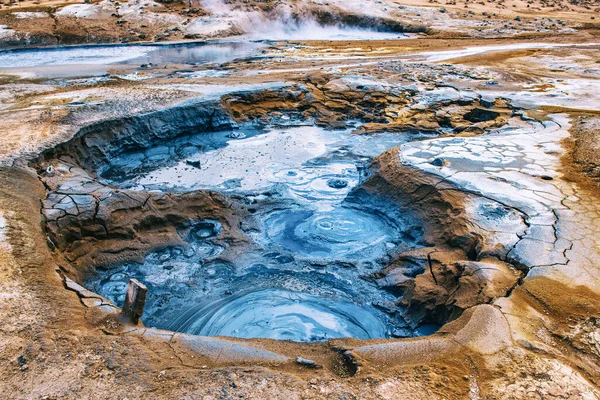 Hverir geotermikus terület, Izland. — Stock Fotó