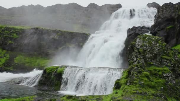 Dynjandi vattenfall på Island — Stockvideo