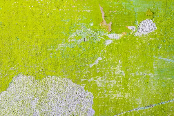 Green repair wall with scratch — Stock Photo, Image