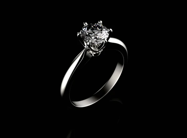 Elegancki pierścionek z gem — Zdjęcie stockowe
