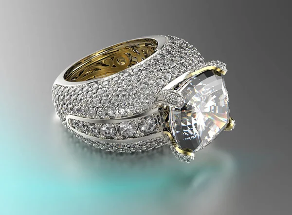 Массивное кольцо с камнями — стоковое фото