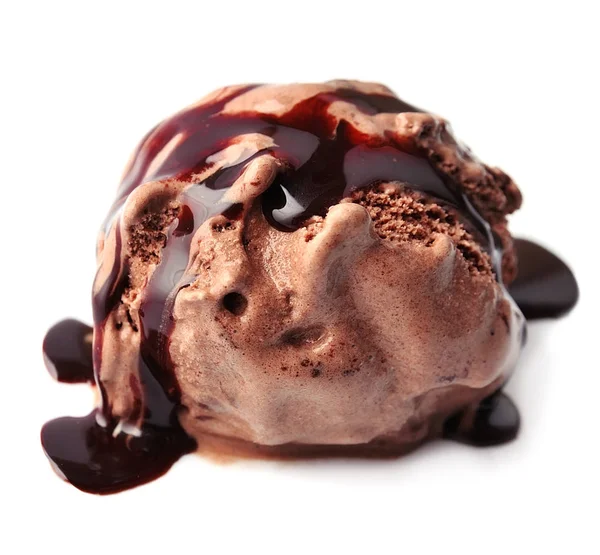 Chocolade-ijs met chocolade topping . — Stockfoto