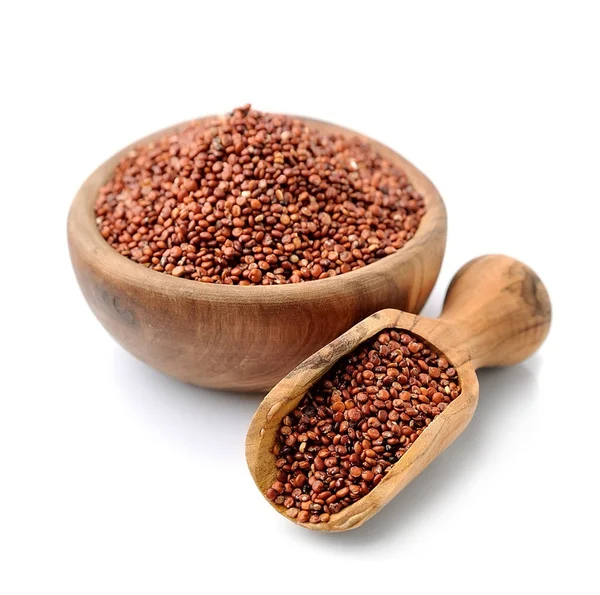 Opravdová quinoa v dřevěné míse . — Stock fotografie