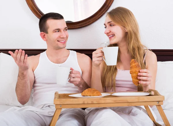 Adult positive couple having healthy breakfast — Stock Photo, Image