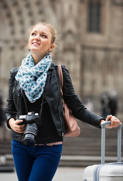 Europees Mooi Meisje Het Nemen Van Foto Van Bezienswaardigheden City — Stockfoto