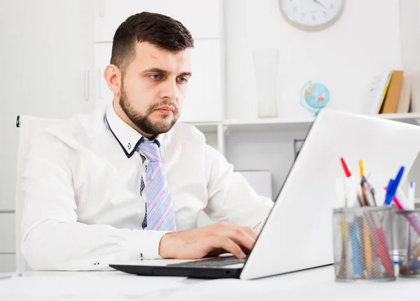 Male Employee Having Productive Day Work Office — Stock Photo, Image