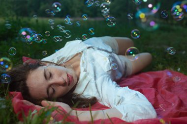 Ormanda fantastik bir uyku