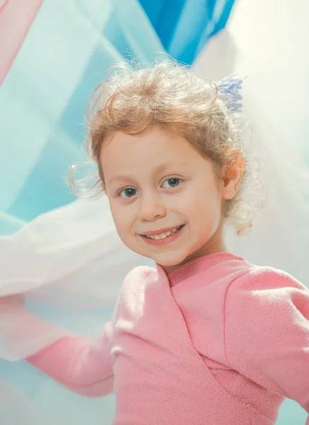 Duygusal Küçük Kız Portresi — Stok fotoğraf